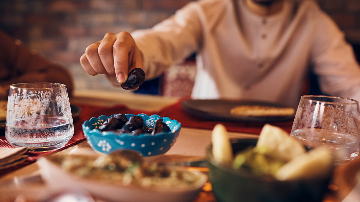 mindful eating during the holidays featured image